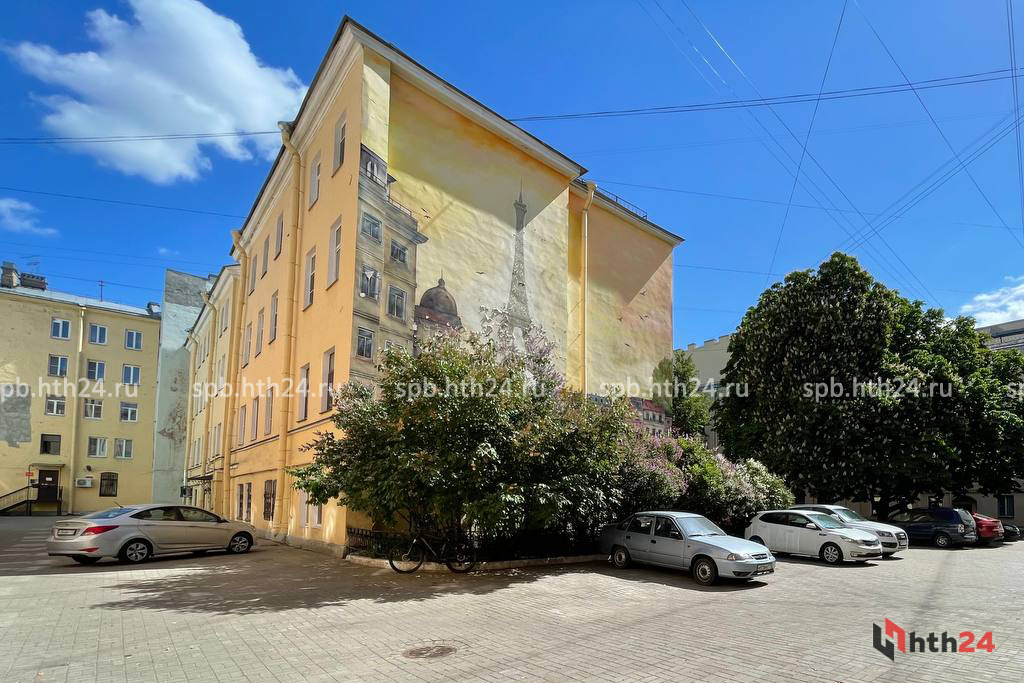 Уникальная квартира-студия посуточно в Санкт-Петербурге на Апраксином переулке