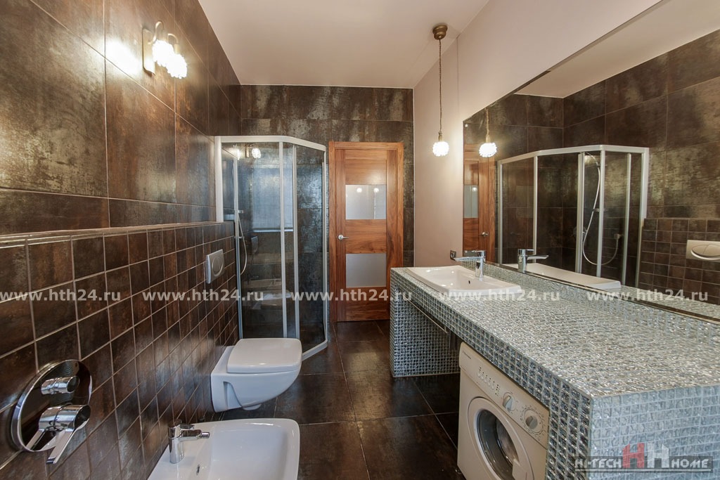 One-roomed studio for by day rent in the center of SPb at Millionnaya 20