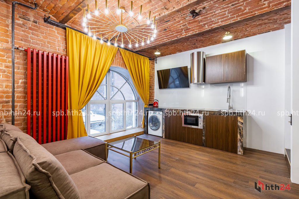Two-bedroom apartment for daily rent in St. Petersburg on Chernyshevsky Avenue