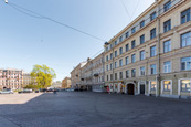 Двухкомнатные апартаменты посуточно в центре Петербурга на Итальянской улице