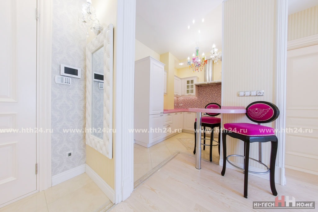 Elite apartment for rent in St.Petersburg at Paradnaya str. 3